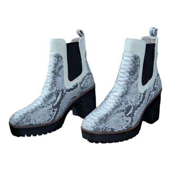 Chinese Laundry Good Day Snake Skin Block Heel Bootie Chelsea Boots Size 8.5 - Picture 2 of 11